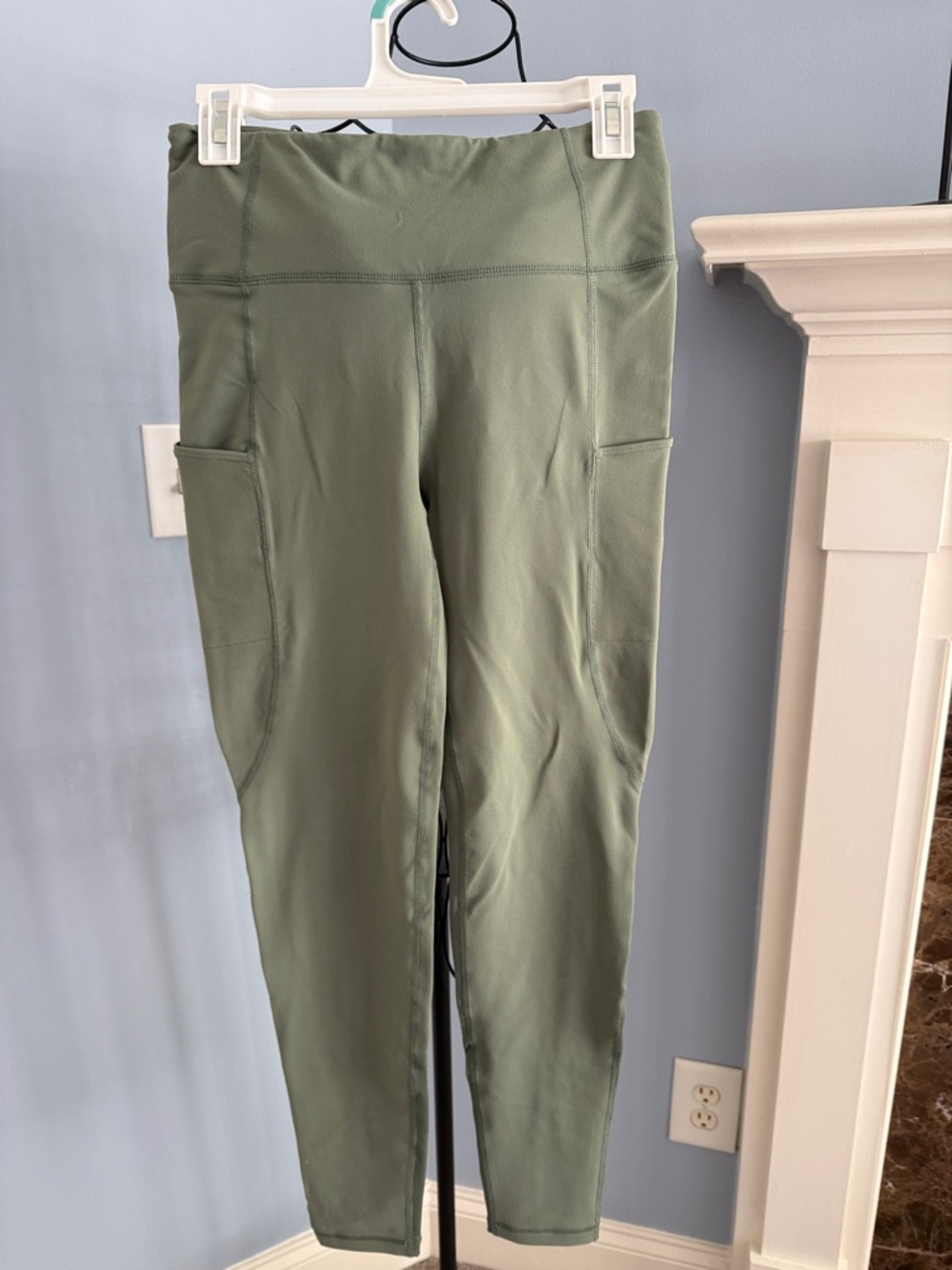 Ascend Sage Green High-Waist Leggings with Side Pockets